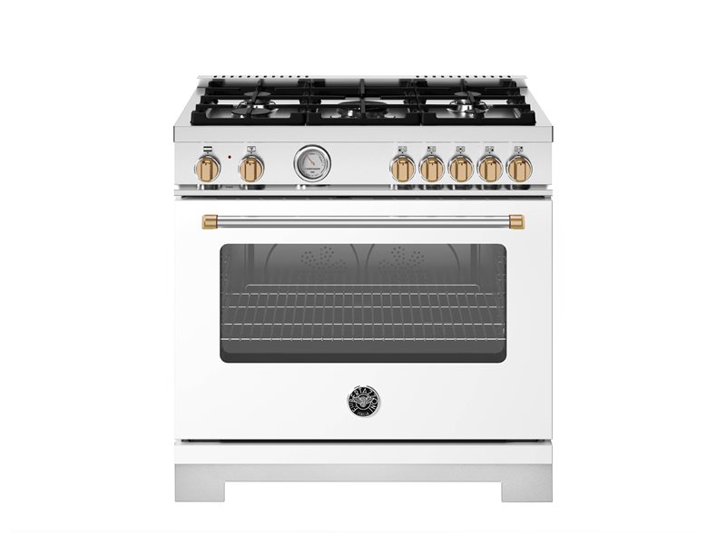 36 Inch Range Sealed Brass Burners All Gas Range with five aluminum burners and Cast Iron Electric Griddle. Manual Clean 5.9 Cu Ft Convection Oven. Two dual ring 19,000 BTU power-burners that boil water in under 6 minutes (best in class). Cooking zones: Power burners 2x 1300 BTU - 19000 BTU. Rapid burner 2500 BTU - 10400 BTU. Medium burner 2 x 1500 BTU - 5900 BTU. Simmer burner 750 BTU - 3500 BTU